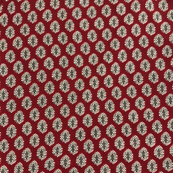 Lined red and black dress with bell sleeves - Picture 2 of 4